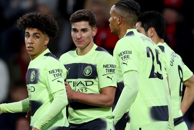  哈兰德双响炮助曼城轻取升班马夺三分